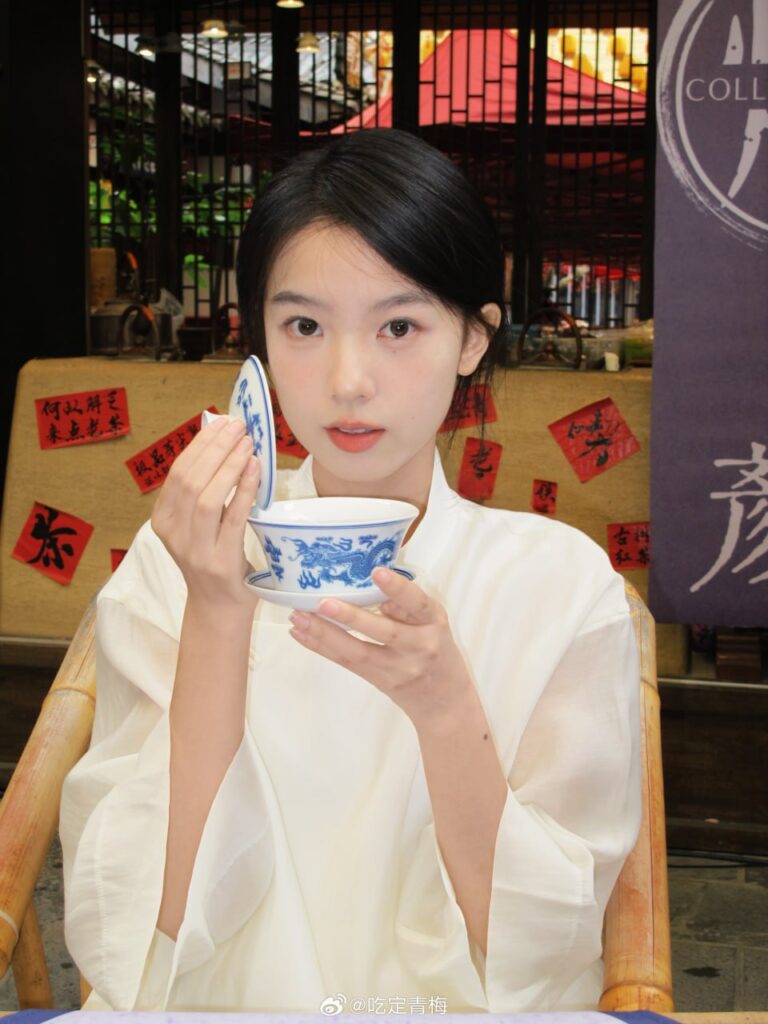 苏州高颜值女生包养 苏州高颜值女生包养